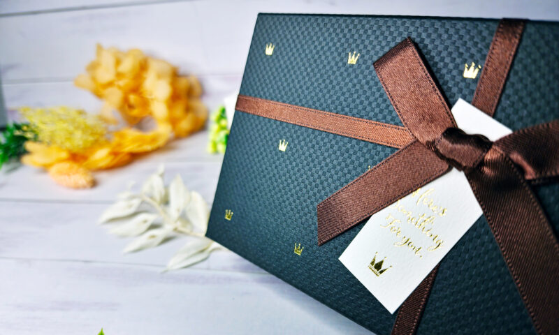 エレガントなギフトボックス